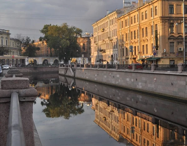 Morgon Vid Gribojedov Kanalen Petersburg Historiska Centrum — Stockfoto