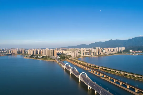 Gyönyörű Jiujiang Városkép Hegyek Víz Város Csianghszi Tartomány Kína — Stock Fotó