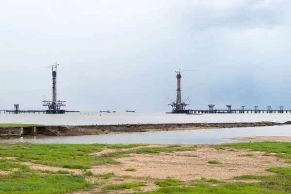 Construction Pont Sur Lac Poyang Dans Ciel Nuageux Chine — Photo