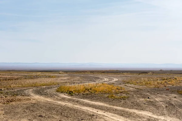 Caminho Ziguezague Deserto Estrada Terra Gobi — Fotografia de Stock