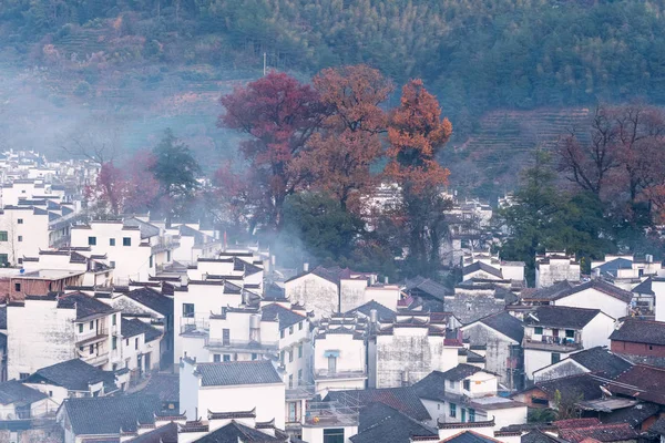 Çin Güzel Kırsal Kesimde Geç Sonbaharda Yuan Köyü Wuyuan Lçesi — Stok fotoğraf