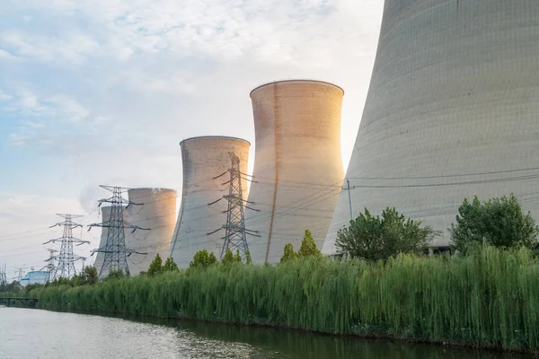 Power plant at dusk — Stock Photo, Image