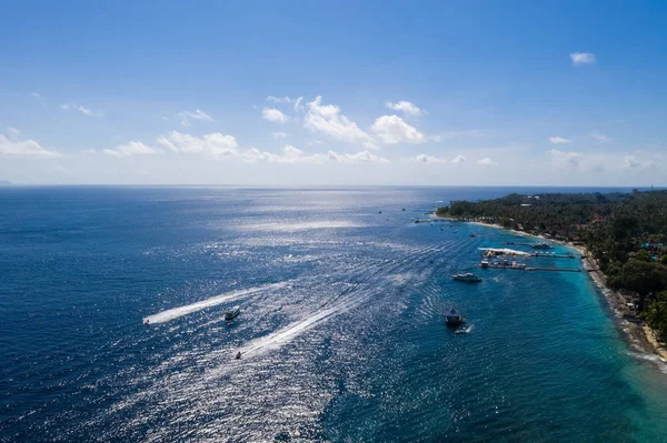 Paisagem marinha azul na ilha de bali — Fotografia de Stock