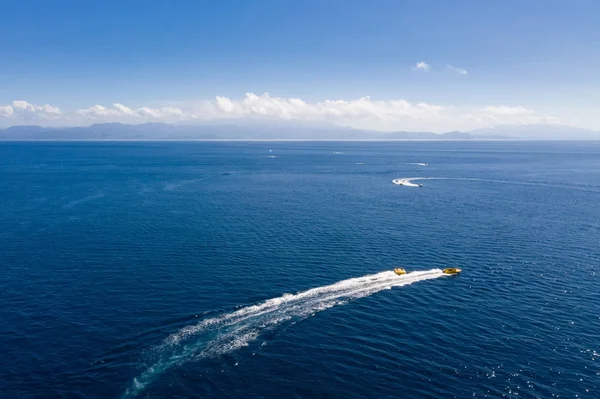 Escena azul del mar en la isla de Bali — Foto de Stock