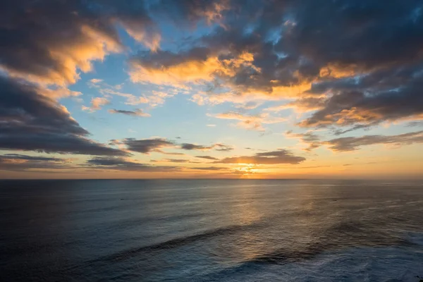 Nádherná záře slunce nad mořem — Stock fotografie