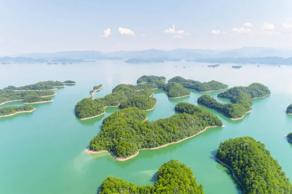 Ханчжоу 1000 островных озер — стоковое фото