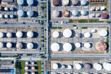 Petrokimya tesislerinde sıvı depolama tankları