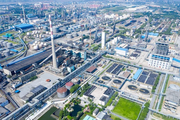 Vista aérea de la planta petroquímica — Foto de Stock