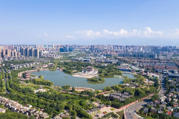 Vista aérea tang dinastía estilo parque en xian —  Fotos de Stock
