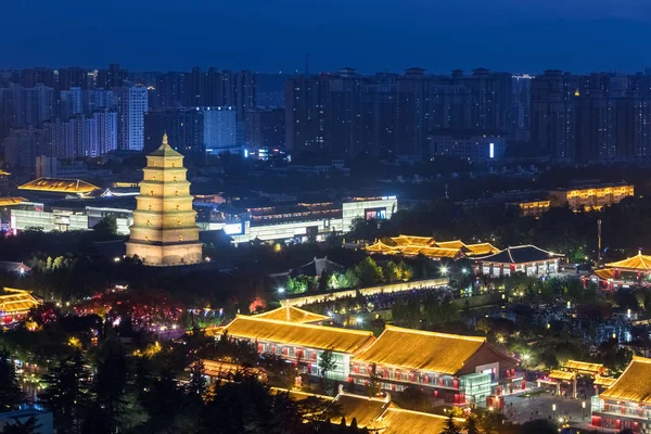 Big wild goose pagoda in xi 'an at night — Stock Photo, Image