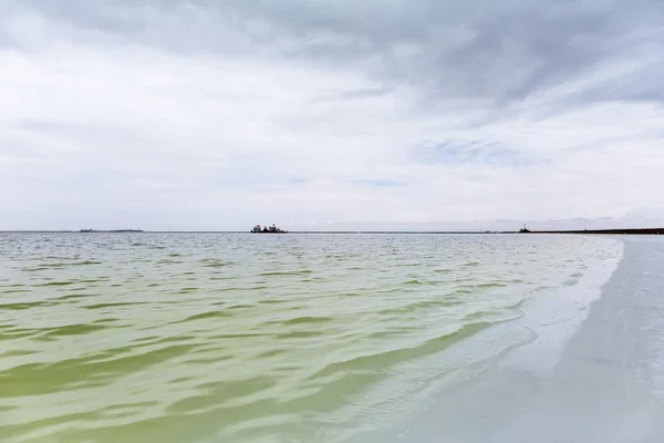 qarhan salt lake landscape