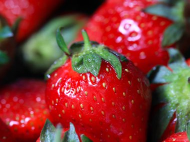 Kahvaltı yemek için güzel olgun çilek Bahçe çilek