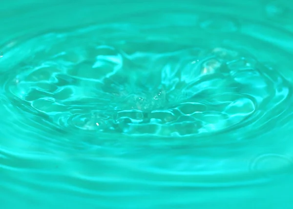 Drop Drinking Water Sprinkles Surface Liquid — Stock Photo, Image