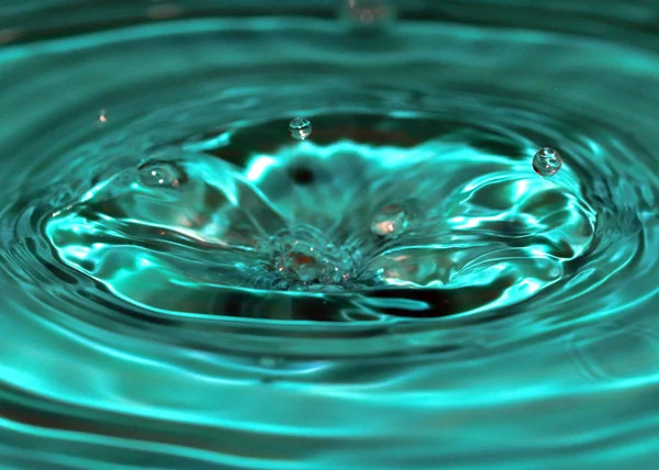 Wonderful Splashes Water Drop Hits Surface Liquid — Stock Photo, Image