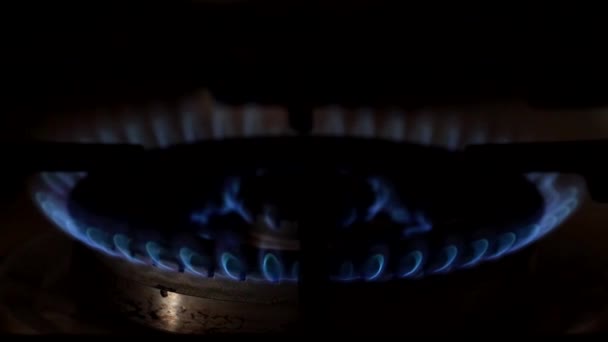Ljusa Lågan När Gasolförbränningen Naturgas Brännare — Stockvideo