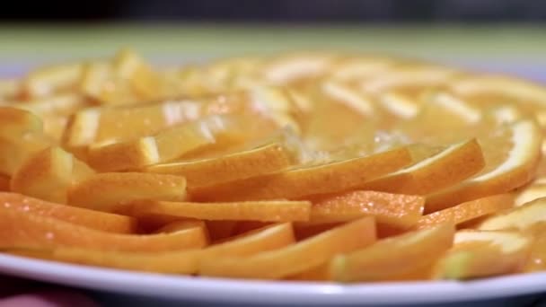 Rodajas Naranja Madura Plato Para Desayuno — Vídeos de Stock