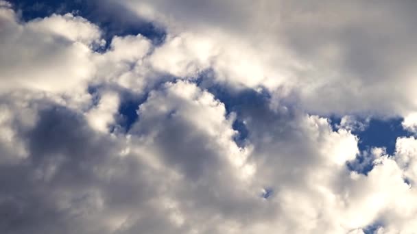 Hermoso Cielo Azul Nublado Sobre Horizonte — Vídeo de stock