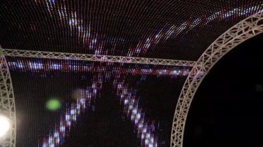 Şehir Parkı kemerli destekler ışık dinamik aydınlatma