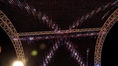 Şehir Parkı kemerli destekler ışık dinamik aydınlatma