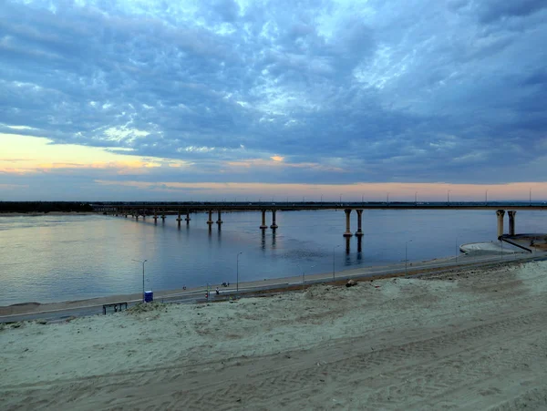 Car Bridge Sunset Volga River Russia — Stock Photo, Image