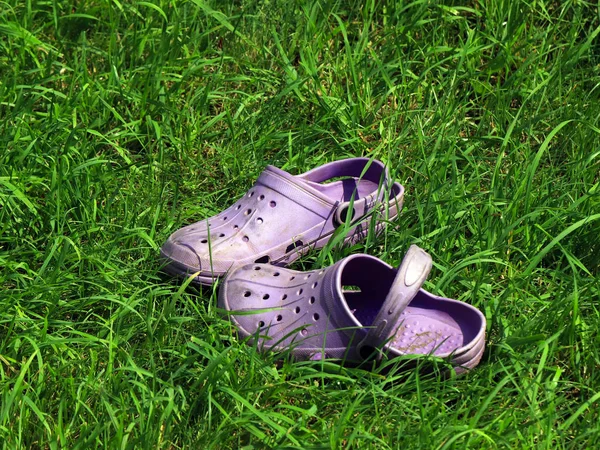 Rubber Shoes Working Garden Stand Beautiful Green Grass — Stock Photo, Image