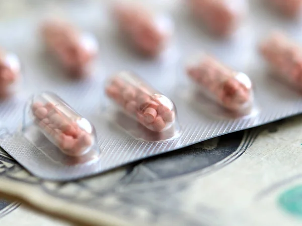 Ilaçlar Kağıt Mezhepleri Amerikan Doları Üzerinde Yalan — Stok fotoğraf