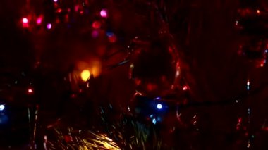 tatil dekorasyon dekorasyon unsuru olarak bir Noel ağacı üzerinde