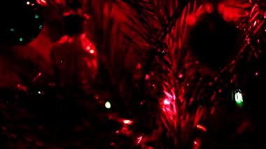 tatil dekorasyon dekorasyon unsuru olarak bir Noel ağacı üzerinde