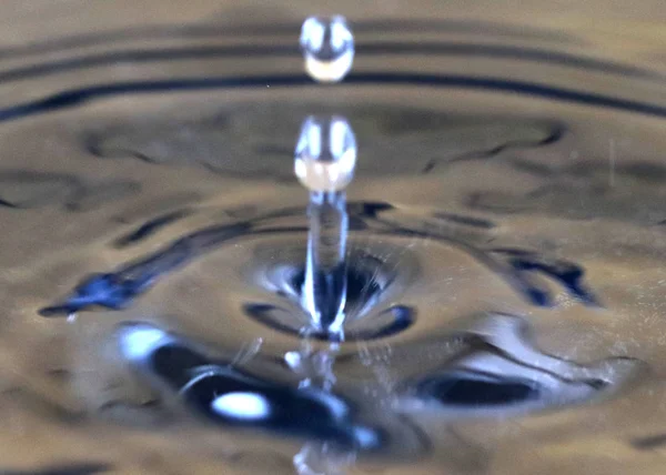 Drops Splashes Surface Barrel Oil — Stock Photo, Image