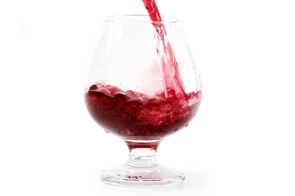 Vin Rouge Verse Dans Verre Créant Des Éclaboussures Des Gouttes — Photo
