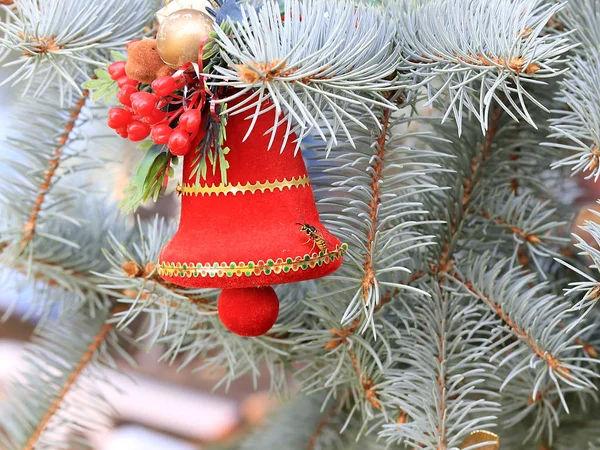 Dekoracje Drzewie Nowy Rok Ramach Przygotowań Wigilii — Zdjęcie stockowe
