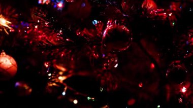 süslü yılbaşı çam şenlikli aydınlatma Noel arifesinde