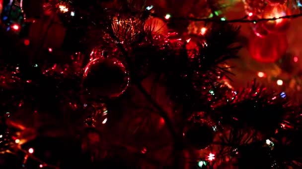 Høytidelig Belysning Den Utsmykkede Nyåret Furu Kvelden Før Jul – stockvideo