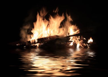 batık enkaz su yüzeyinde yanan parlak yangın