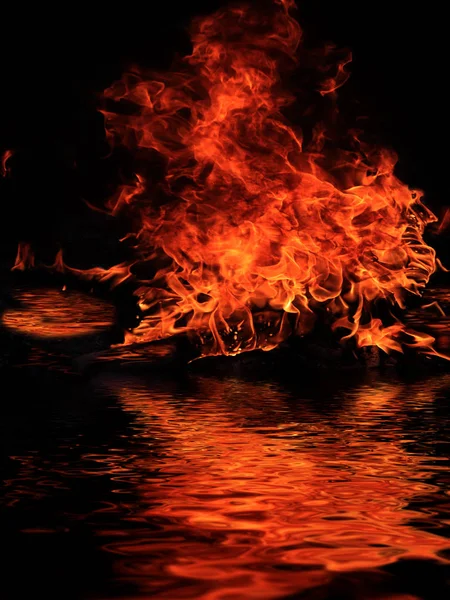 Bright Fire Burning Shipwreck Debris Surface Water — Stock Photo, Image