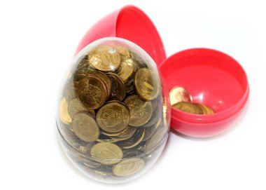 Paskalya plastik Rus dolu yumurta tasarruf bir unsuru olarak