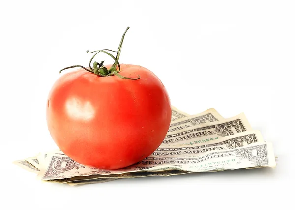 Ripe Tomato Lies Paper Notes Dollars Symbol Cost Farming — Stock Photo, Image