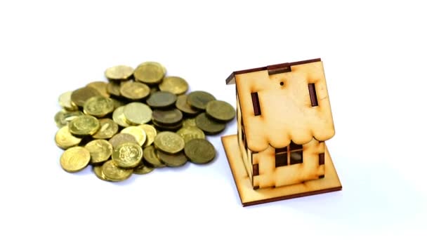 Kupie Metal Monety Rosyjskich Rubli Złoty Kolor Drewniany Dom Jako — Wideo stockowe
