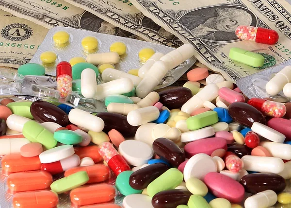 Monte Medicamentos Comprimidos Lado Dólares Americanos — Fotografia de Stock