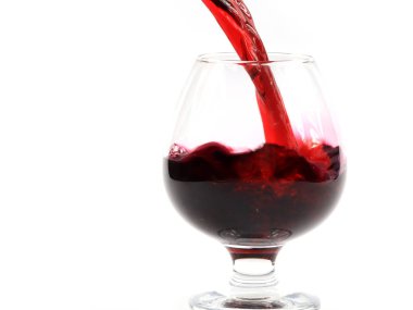 şarap akışının bir cam içine dökme desen oluşturur