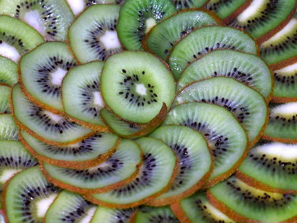 Reife Tropische Früchte Kiwi Scheiben Geschnitten — Stockfoto