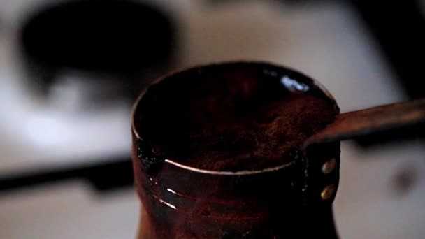 Preparing Coffee Drink Old Metal Steamer — Stock Video
