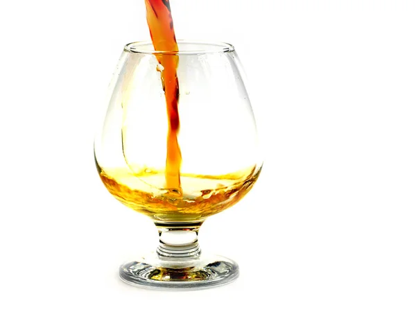 Modelli Spiriti Quando Versano Bicchiere — Foto Stock