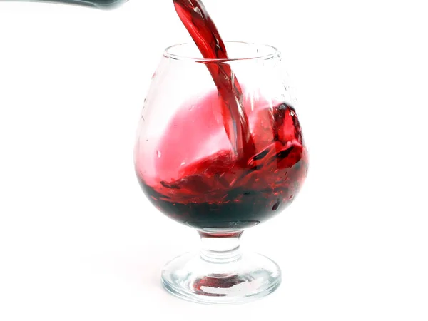 Elegant Red Wine Splash Pattern Poured Glass — Stock Photo, Image