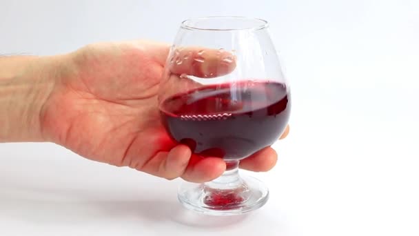Delicati Riflessi Motivi Sulla Superficie Del Vino Rosso Bicchiere — Video Stock