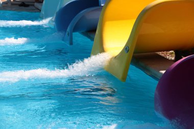 su park cazibe temiz sıvı akışı