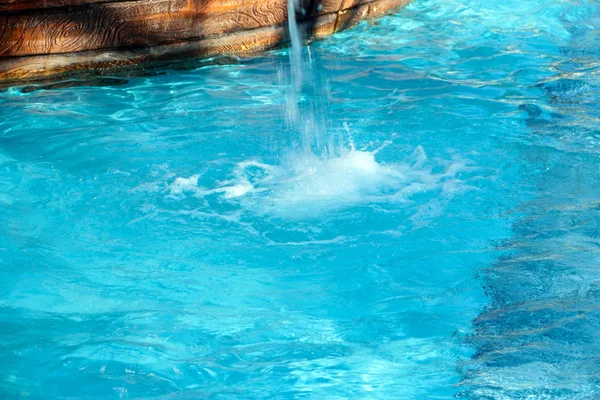 Pavimento Piastrellato Acqua Pulita Piscina — Foto Stock