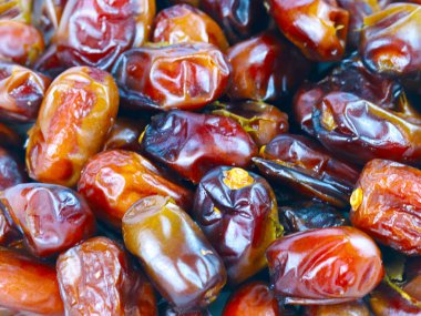 güzel taze tropikal hurma meyvelerini kurutulmuş