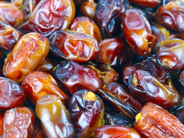 güzel taze tropikal hurma meyvelerini kurutulmuş