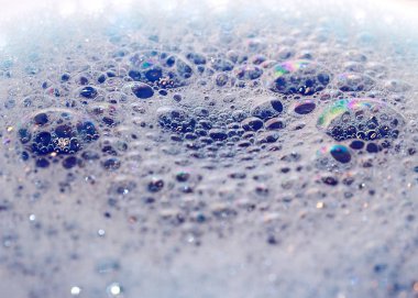 sıvı köpük balonlar yüzeyinde üzerinde parlak parlak nokta